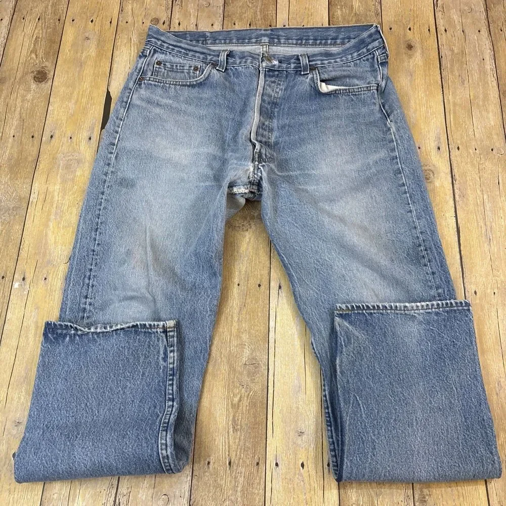 Vintage Levis 501 Button Fly Jeans 70s Made In USA SF207 Light Wash 34X30 - Picture 2 of 16